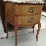 944 5670 CHEST OF DRAWERS